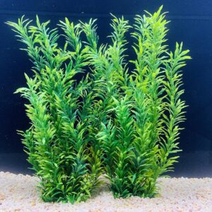 BEGONDIS 2 Pcs Artificial Water Plants, Fish Tank Aquarium Decorations, Made of Soft Plastic, Good for All Fish & Pets (Green-2)